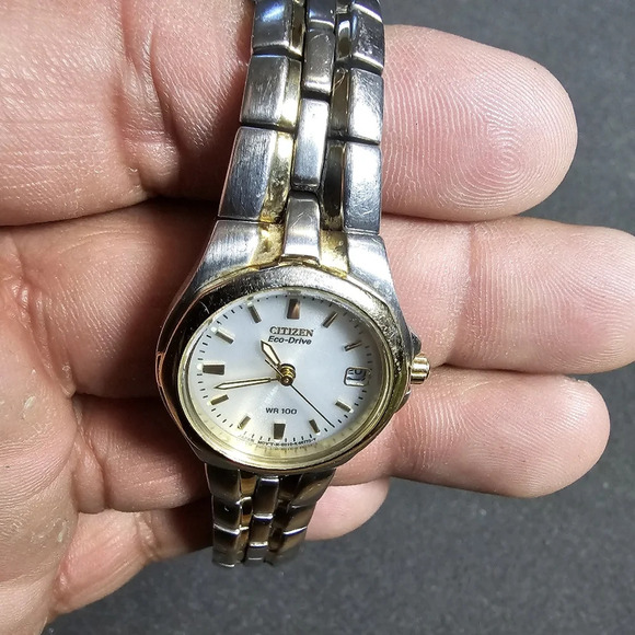Citizen Ecodrive E010-K15711 Ladies Watch Date Just Not Working For Parts/Repair - Picture 3 of 9